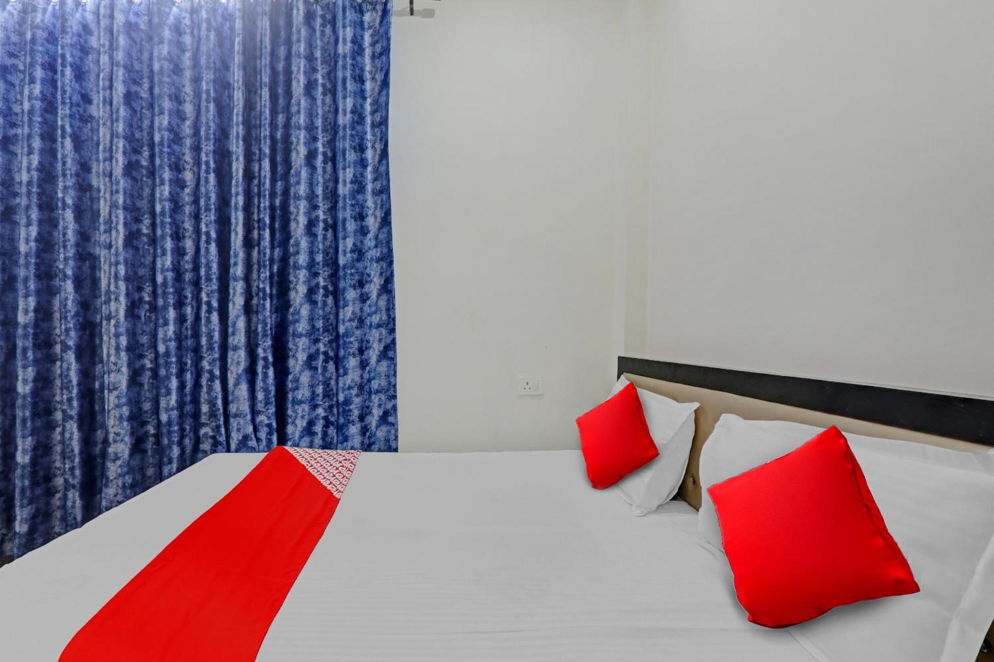 Hotel O R K Hotels 러크나우 외부 사진